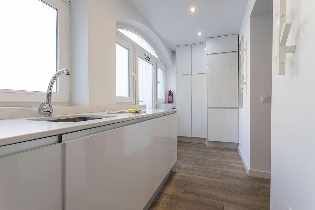 Apartamento Alcam Castellana La Paz Madrid Exterior foto